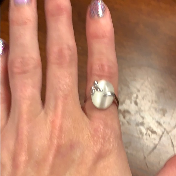 🤍 Oval Ring Size 6 🤍 - Picture 5 of 12